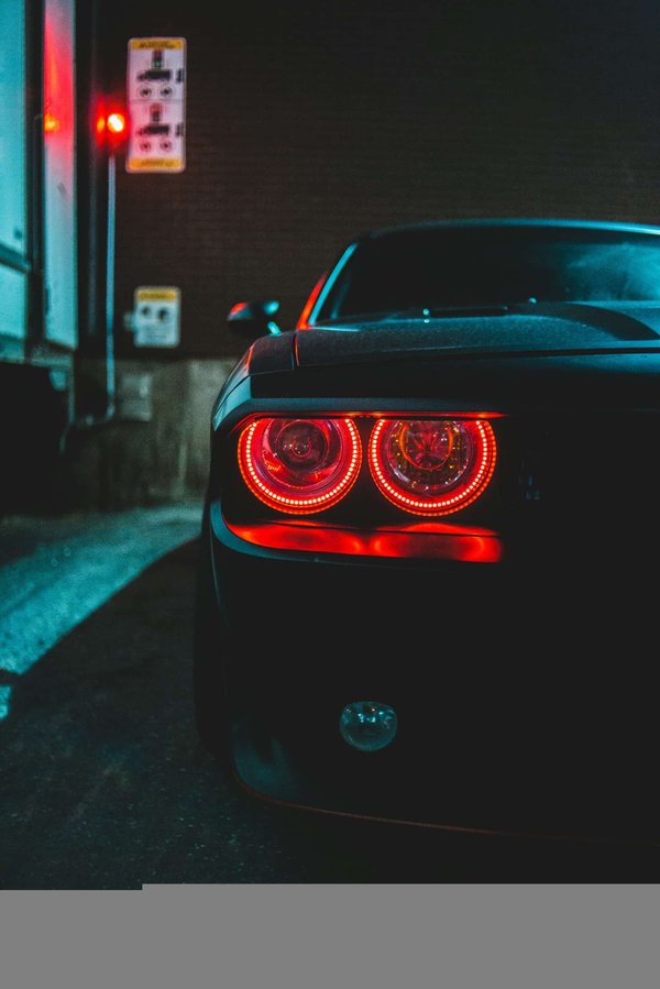 Comment les nouvelles technologies de phares à laser influencent-elles la sécurité routière nocturne?